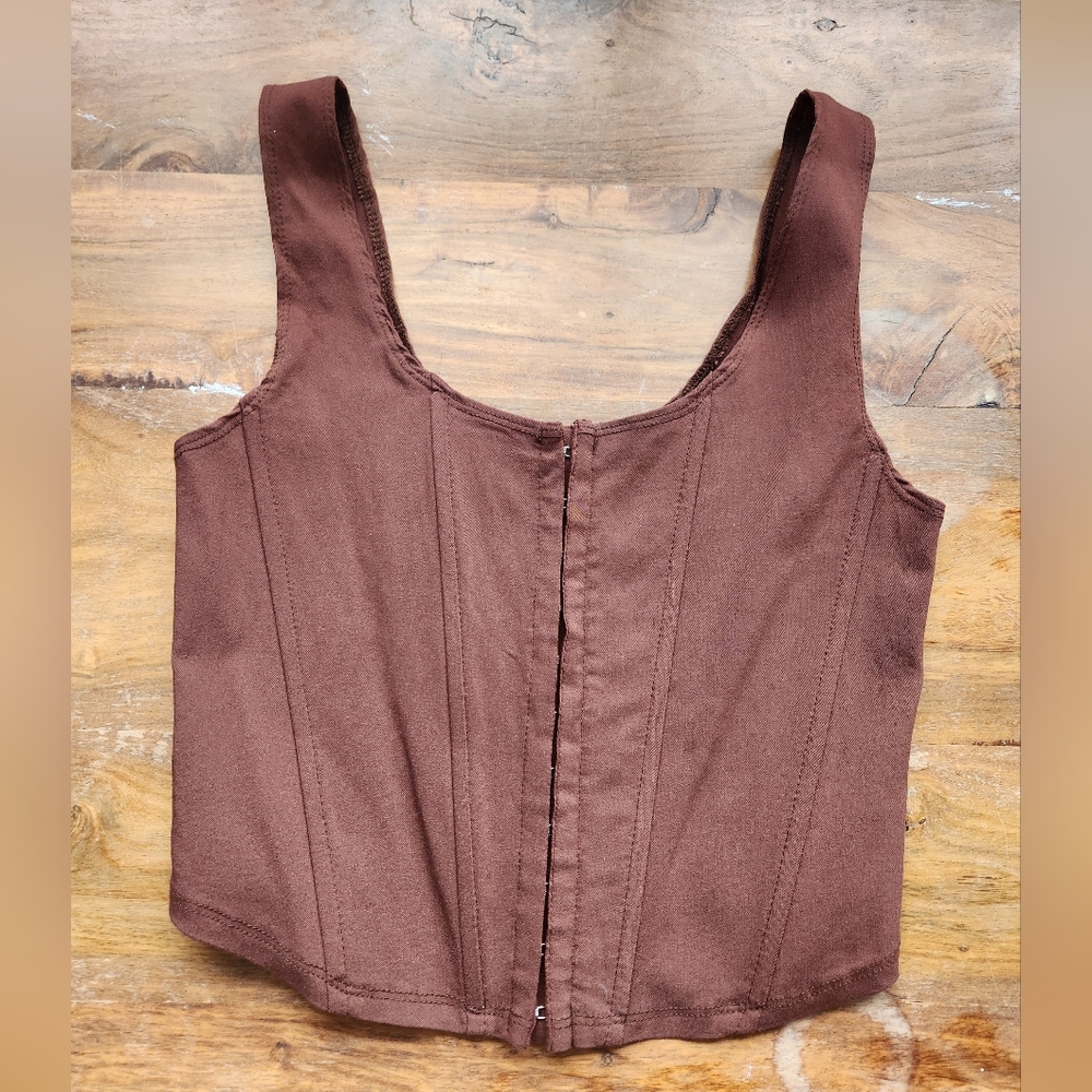 Flexible brown corset top